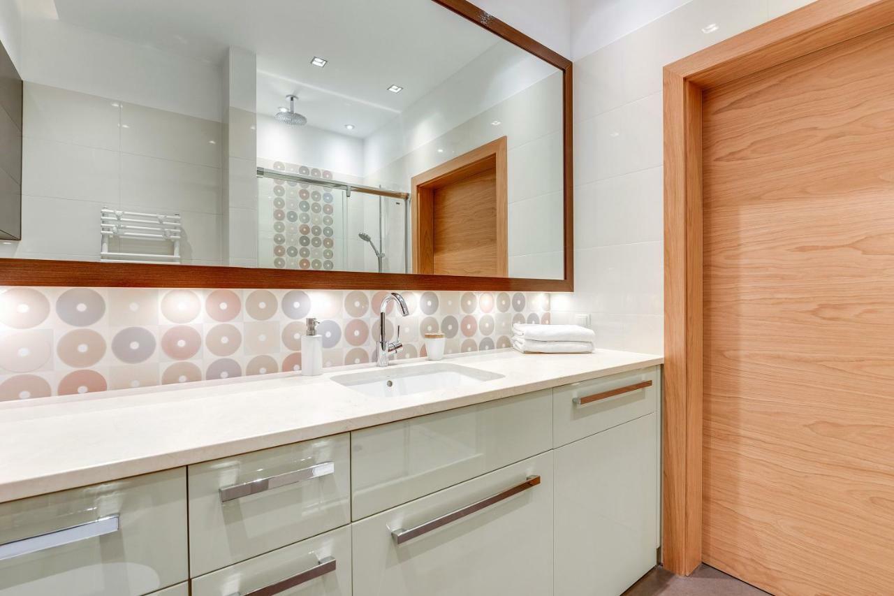 Waniliowy - Neptun Park By Oneapartments Gdańsk Extérieur photo